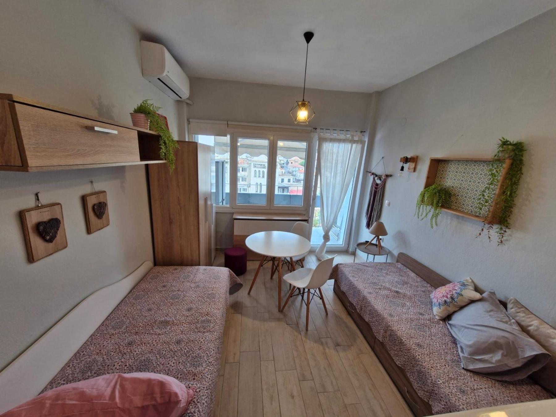Sweet Apartment In Drama Luaran gambar