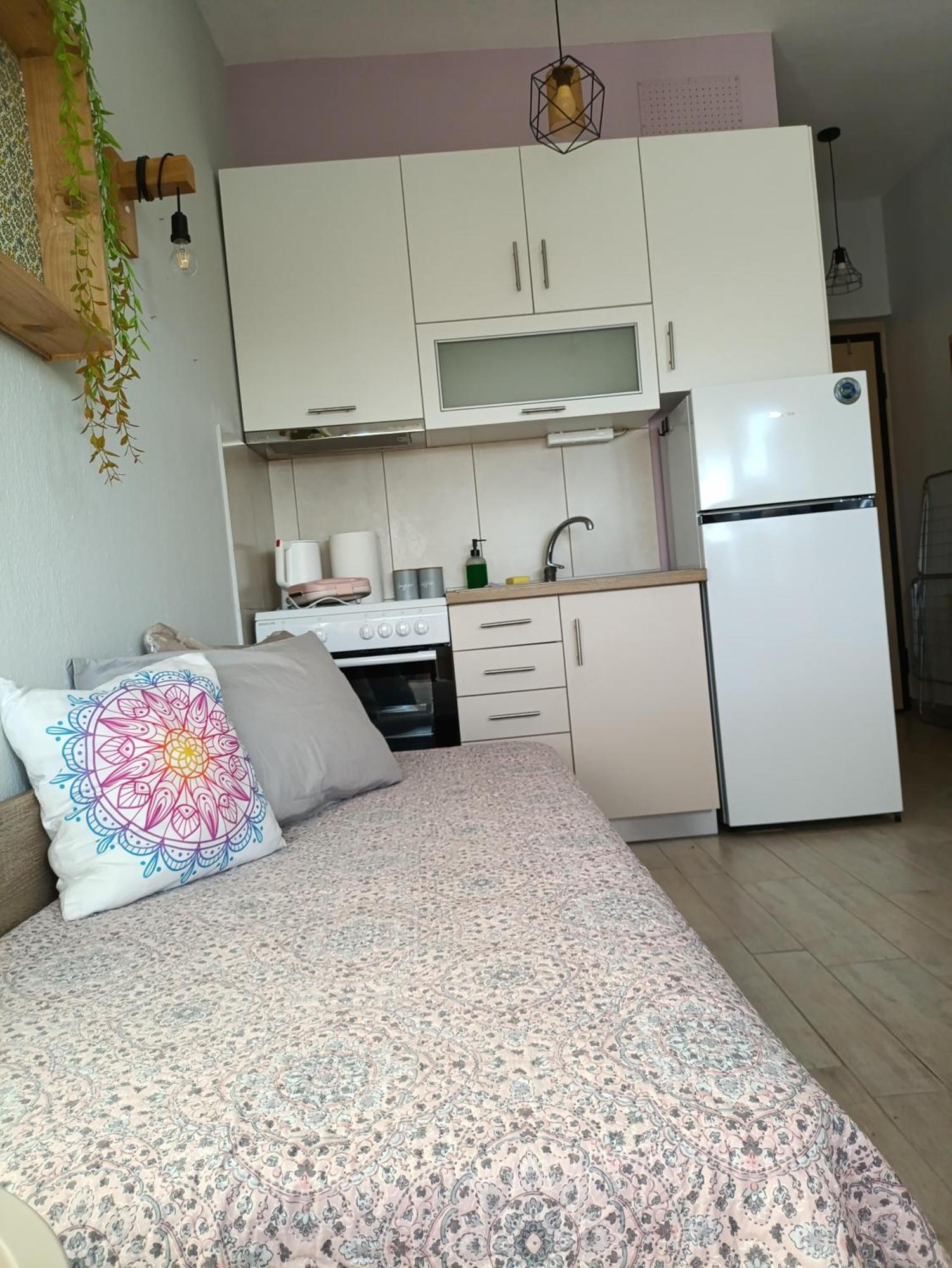 Sweet Apartment In Drama Luaran gambar